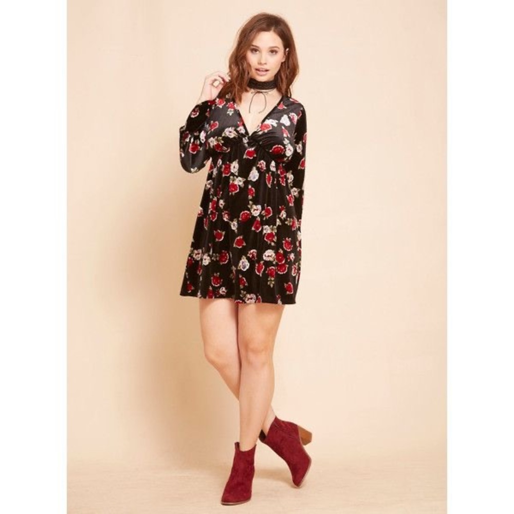 Lovesick black floral dress